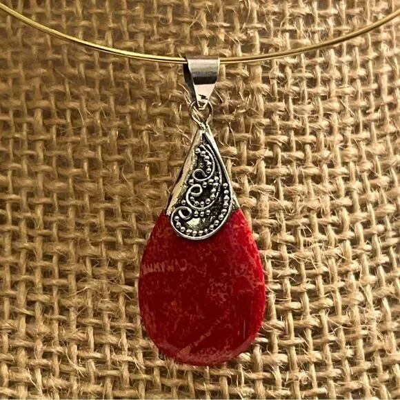Sponge, coral, teardrop pendant set with sterling silver details 1.5” - Picture 1 of 7